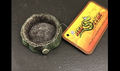 small dish tree trunk effect