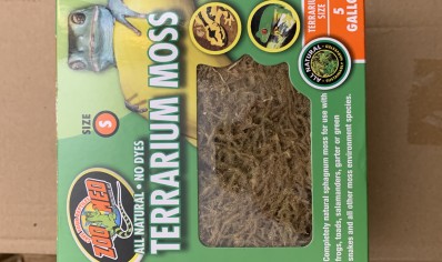 zoo med terrarium moss small