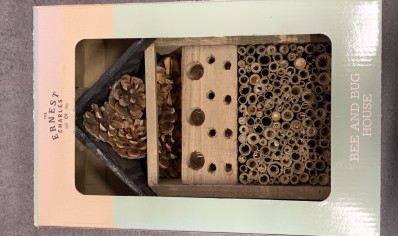 Ernest charles bee and bug house ...1 left