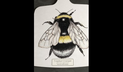 Homeware: Toasted Crumpet melamine Chopping Board Bumblebee