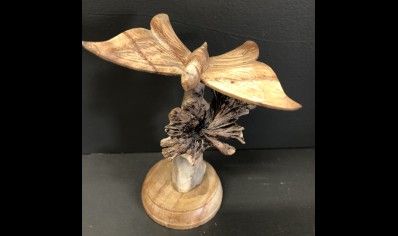 Sunlover: Parasite Wood Carving Butterfly 15CM